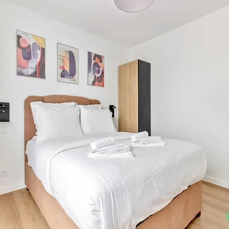 Modern With Balcony -6p-proche Paris *