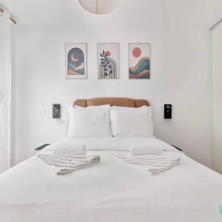 Modern With Balcony -6p-proche Paris